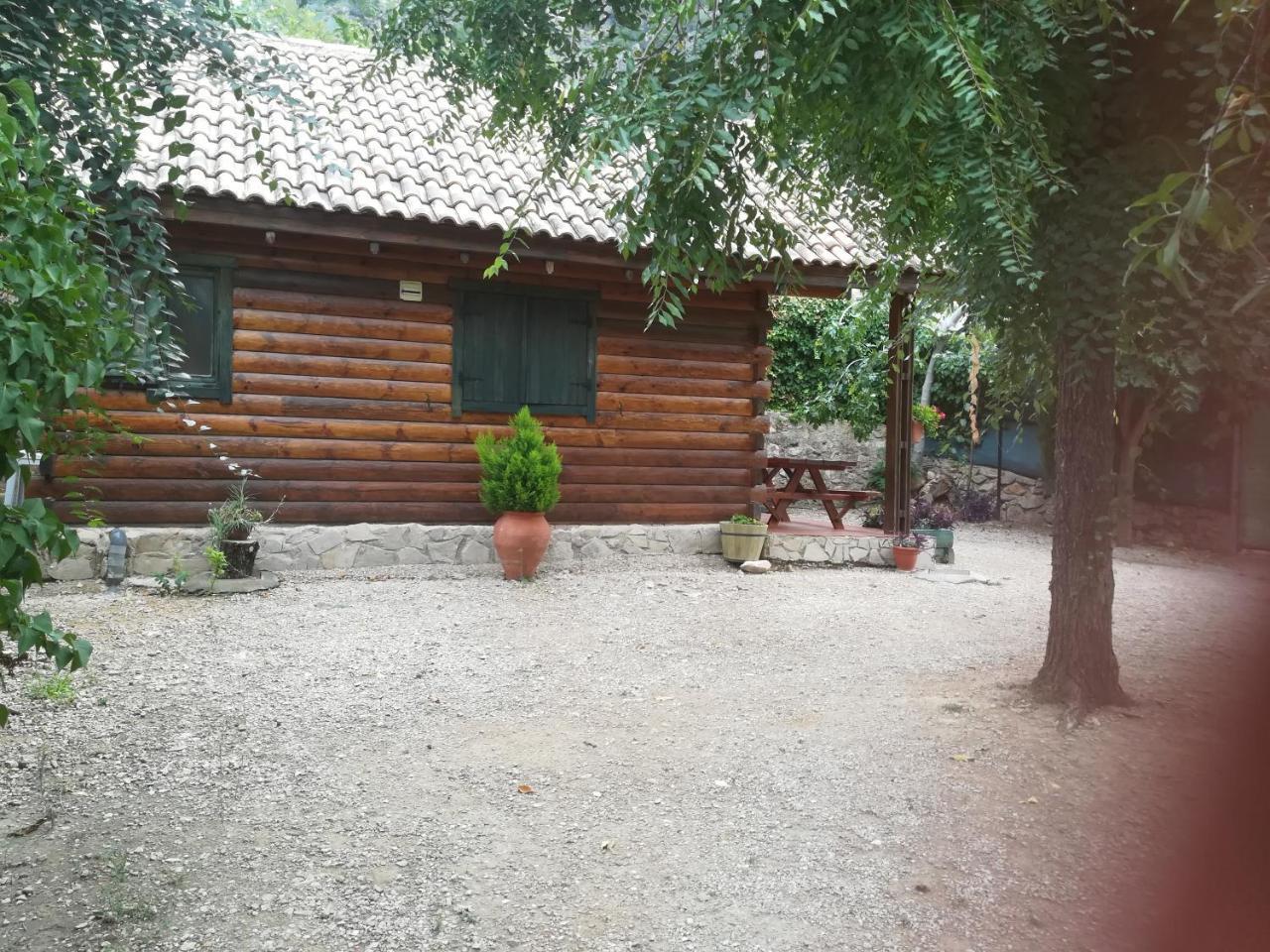 Cabana De Madera La Encina Burunchel Exteriör bild